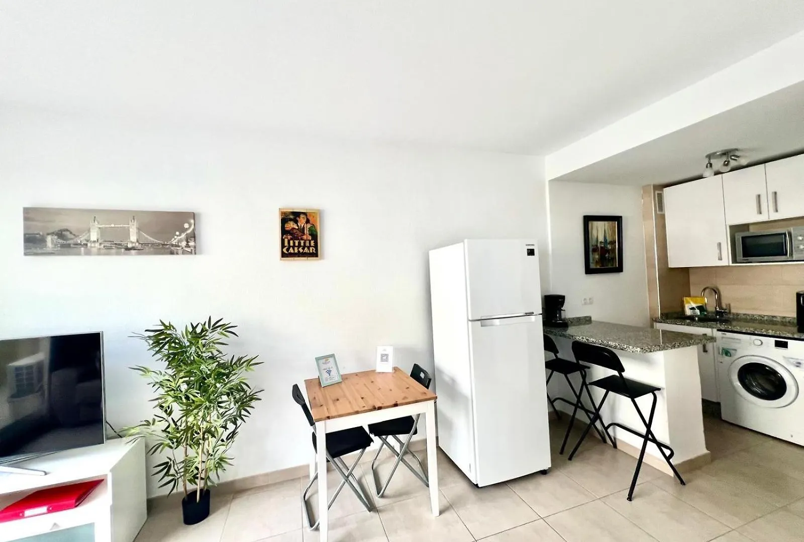 Benalbeach Apartment With Sea & Garden View Benalmádena